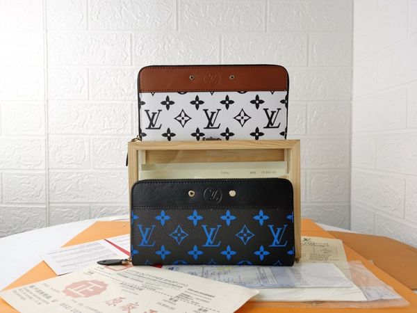 LVコピーウォレット全体デザイン